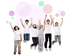 第五重創(chuàng)就業(yè)服務(wù)：全國性校友協(xié)會，溝通無限。 