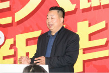 <b>新零售，贏未來！名企大咖帶你領略VR+家居的神奇世界</b>