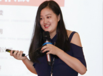 <b>老師來了—VIP講師為新華學(xué)子帶來設(shè)計(jì)的第一堂課</b>