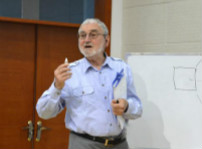 <b>加拿大著名國際設計大師皮埃爾博士來新華交流講學</b>