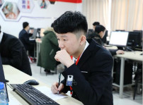 <b>“新華瀾庭集杯”互聯網職業技能大賽盛大啟幕</b>