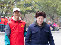 <b>嚴冬送暖，四川新華電腦學院敬老院暖冬進行時</b>