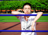 <b>王純菲|輟學路上，重拾希望與未來不期而遇</b>