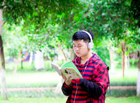 <b>感謝家人的支持，讓我在新華的天空下以夢為馬</b>