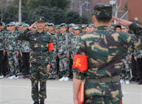 <b>退伍季來臨，獻給還在為找工作發愁的退伍軍人！</b>