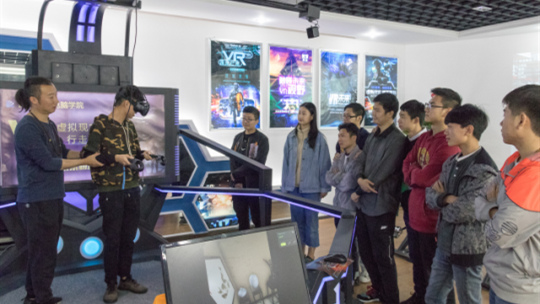 <b>校園科技觀摩日重磅來(lái)襲！</b>