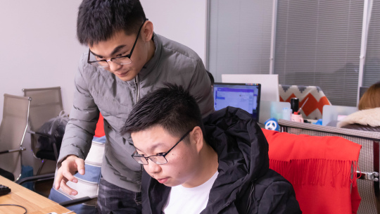 <b>職業(yè)教育在關(guān)懷中演繹精彩故事 </b>