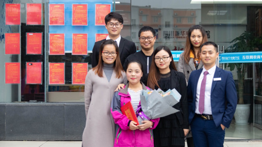 <b>【媒體關(guān)注】新華德育教育，讓品德成就美好</b>