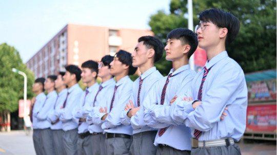 <b>學技術為什么選擇新華，原因在這里！</b>