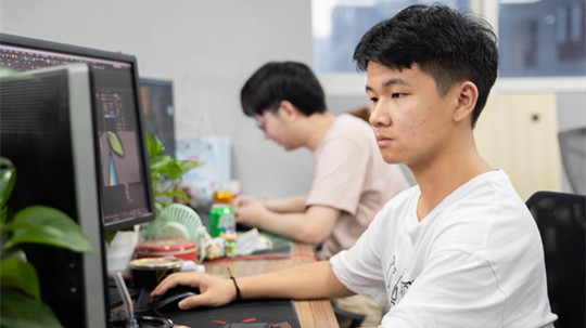 <b>優(yōu)秀學子|才藝卓絕，奮勇爭先</b>