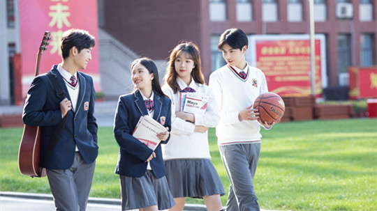 <b>開(kāi)學(xué)半個(gè)多月還能轉(zhuǎn)學(xué)嗎？想轉(zhuǎn)學(xué)到哪個(gè)學(xué)校好？</b>