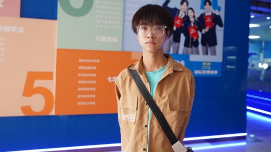 <b>新生學子|再抉擇，跟隨父母重拾夢想！</b>