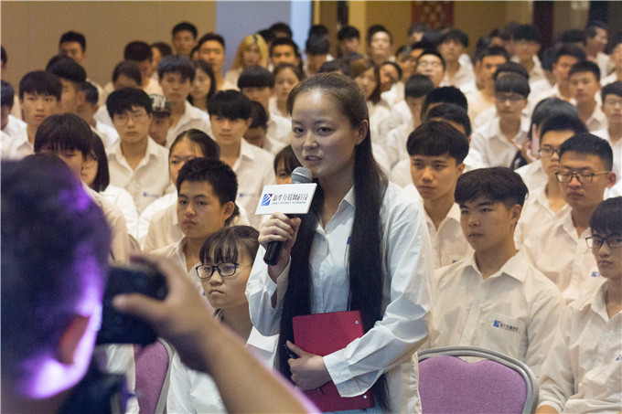 看VR如何造世界！造未來(lái)！