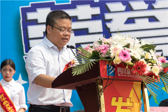 榮譽校友母校行,十里春風學子情