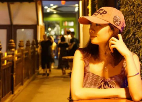 熱烈祝賀四川新華電腦學院榮獲“我與新華共成長”主題征文一等獎