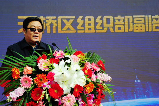 校企合作謀發展，人才搶定譜新篇