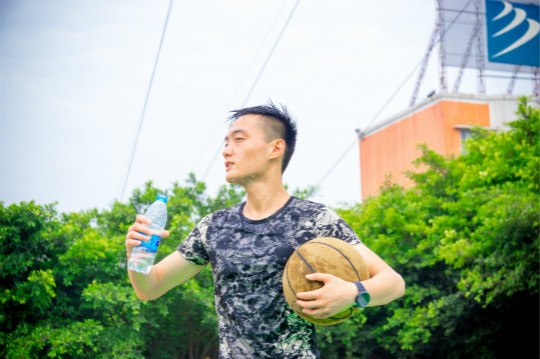 彭輝：誰的少年不躁動！