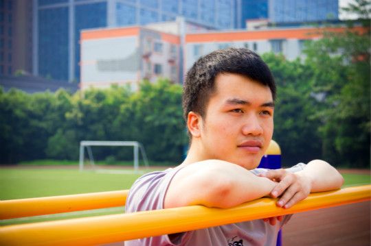 學如逆水行舟，不進則退