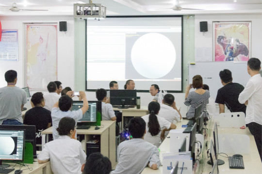 新華互聯(lián)網(wǎng)科技2018暑期VR師資培訓之：為夢出征