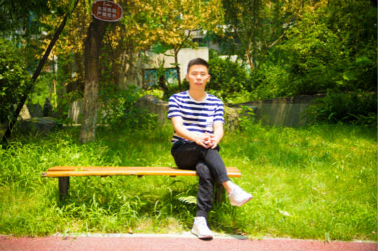 一條路走到底，用一顆創(chuàng)業(yè)赤子心來成全自己