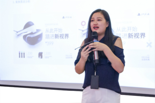 老師來了—VIP講師為新華學子帶來設計的第一堂課