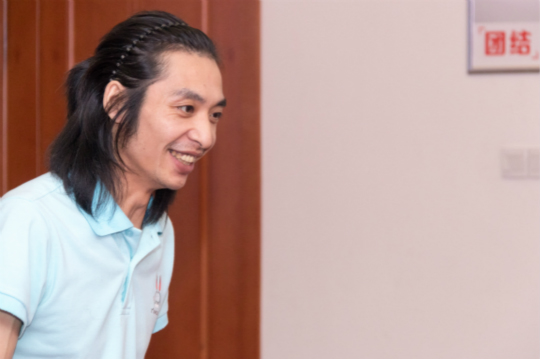 《老師來了》看機(jī)器人智能時(shí)代如何開展新型的教育模式