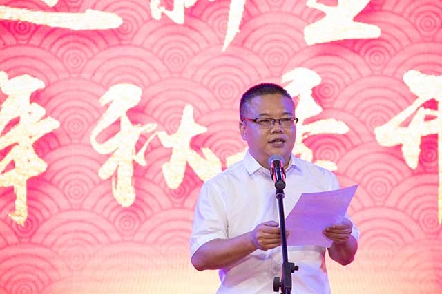 “慶國慶·迎新生”暨四川新華2018年秋季開學典禮圓滿落幕