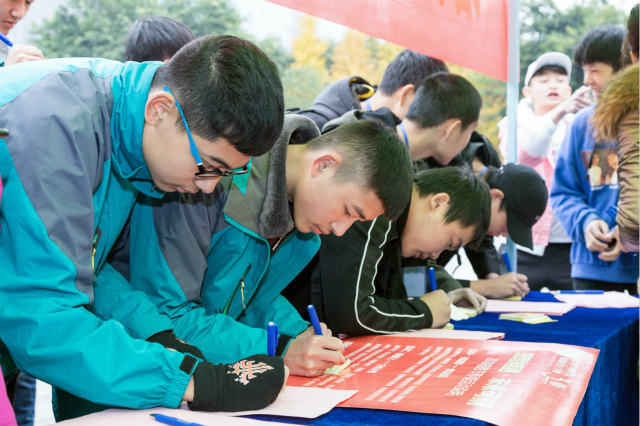 感恩相遇·未來可期|四川新華感恩路上折紙傳情系列活動火熱進行中