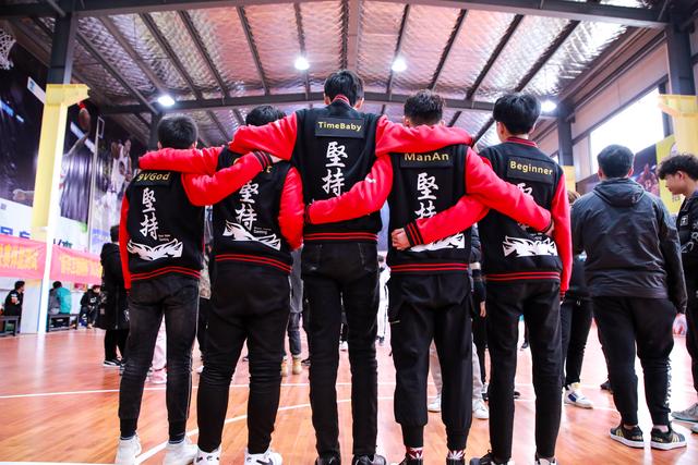 理實(shí)結(jié)合，新華學(xué)子展現(xiàn)專(zhuān)業(yè)電競(jìng)風(fēng)采！