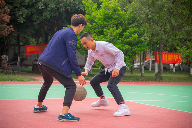 打工太辛苦，選擇新華學技能，命運能否改變？