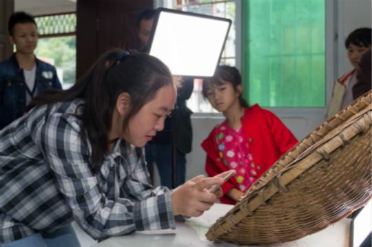 【永恒的初心】新華公益進(jìn)行時(shí)，互聯(lián)網(wǎng)助力農(nóng)村特色產(chǎn)業(yè)行萬(wàn)里！