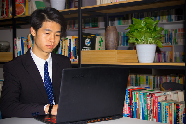 職業(yè)教育在關懷中演繹精彩故事