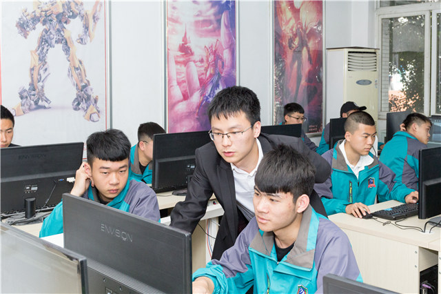 學技術(shù)為什么選擇四川新華之教學篇