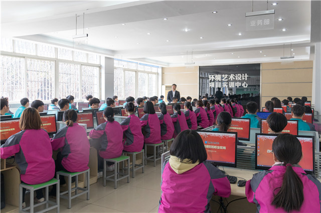 學技術(shù)為什么選擇四川新華之教學篇