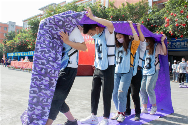 四川新華開學(xué)準(zhǔn)備破冰行動火熱來襲