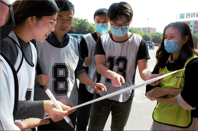 四川新華開學(xué)準(zhǔn)備破冰行動火熱來襲