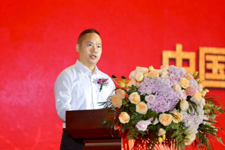 中國東方教育上市周年慶典暨“職教藍皮書”發(fā)布儀式圓滿結束