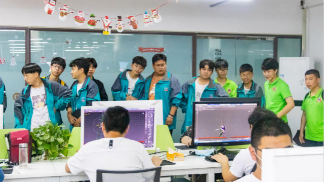 新華互聯(lián)網(wǎng)科技引領(lǐng)當代職業(yè)教育升級與變革