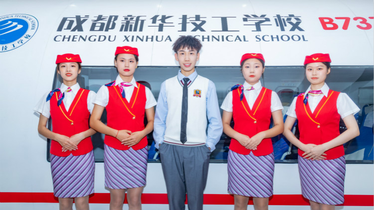 航空服務(wù)與高級行政專業(yè)未來發(fā)展前景怎么樣？