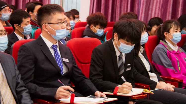 四川新華第十一屆“新華杯”全國職業技能大賽決賽啟動儀式正式開幕！