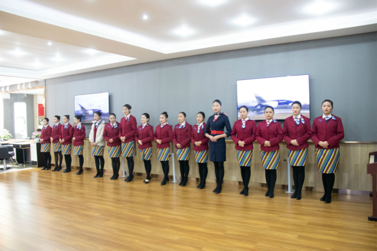 “神鳥”起飛了！成都天府國際機場試飛四川新華迎來高光時刻！