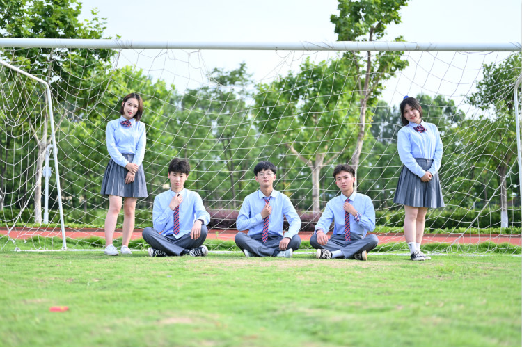 初高中畢業(yè)，應(yīng)該學(xué)什么？去哪里學(xué)？