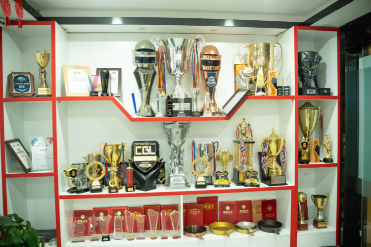 重磅！四川新華又一少年簽約國內頂級AG俱樂部！