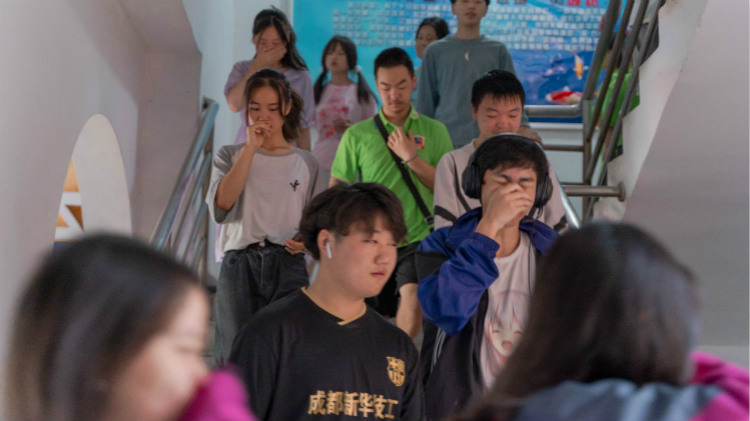 消防演練走進四川新華，筑牢安全防火墻