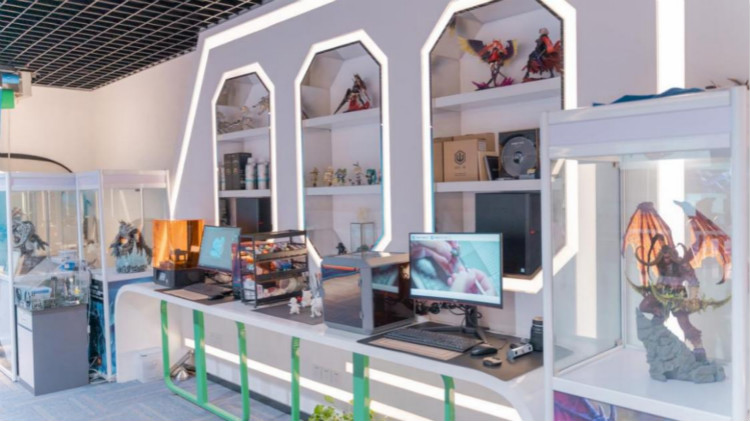 明星進(jìn)校園丨如果你在新華見到了他請(qǐng)不要驚訝！