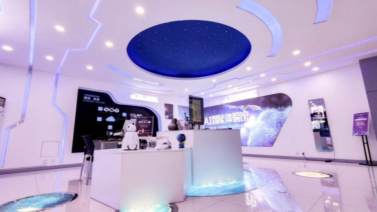 明星進(jìn)校園丨如果你在新華見到了他請(qǐng)不要驚訝！