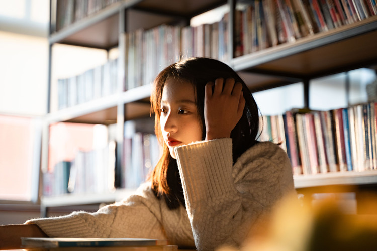 勇做走在時(shí)代前列的奮進(jìn)者—新華少年 志在千秋