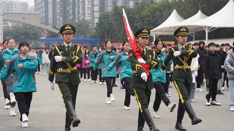 新學期 新氣象2022新華第一次升旗儀式隆重舉行！