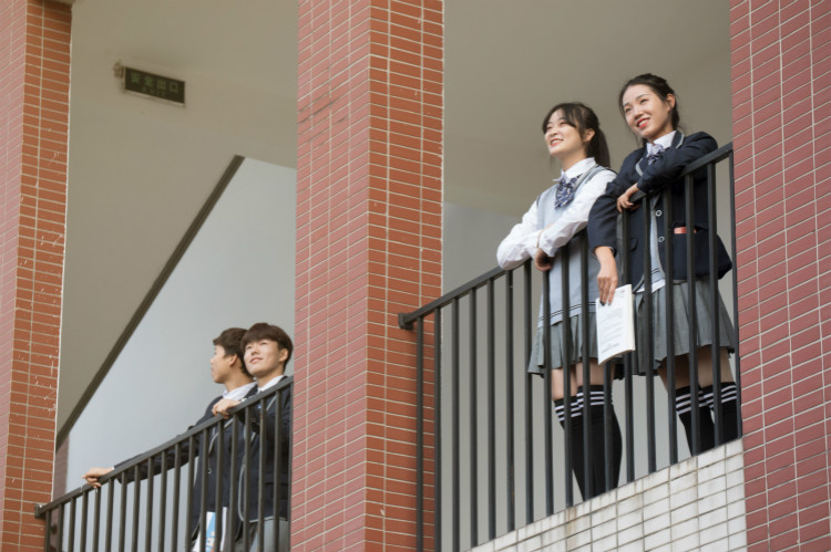 初高中生更好的選擇，出國(guó)留學(xué)有新出路