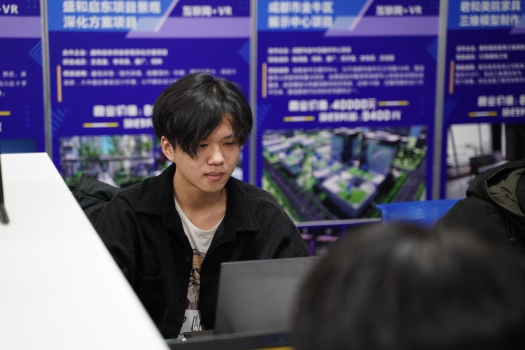 優(yōu)秀學(xué)子|專注精進(jìn)，再創(chuàng)新高